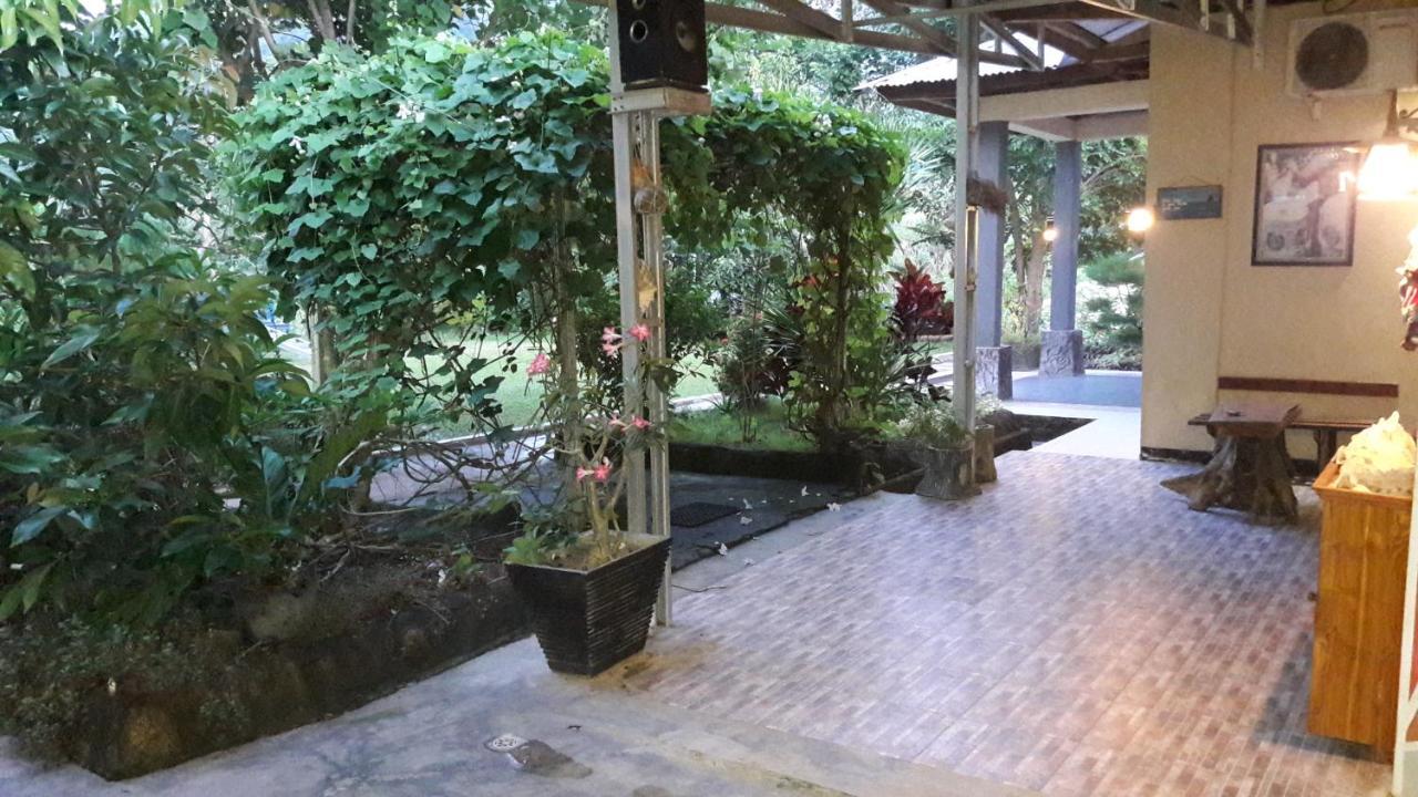 G-Rima Home Stay Labuan Bajo Buitenkant foto
