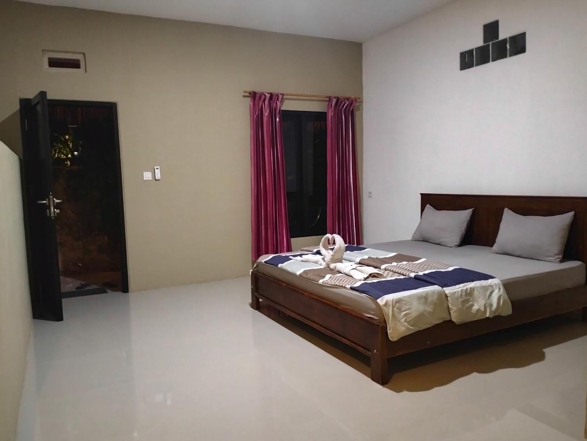 G-Rima Home Stay Labuan Bajo Kamer foto